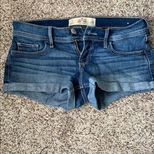 Hollister low rise shorts